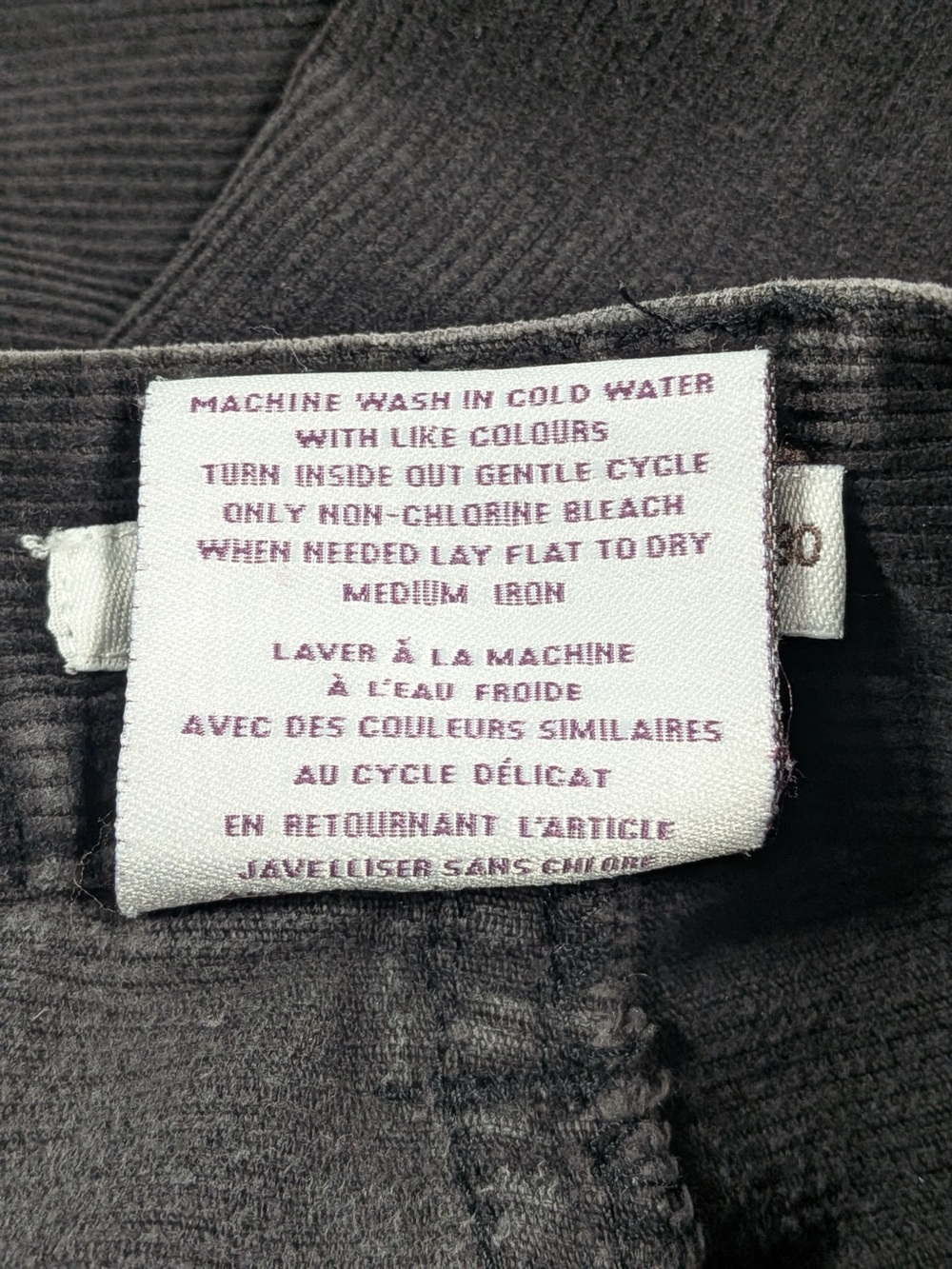 Vintage 90s/early Y2K Isaac Mizrahi Corduroy Pants- with flaws - Picture 10 of 11